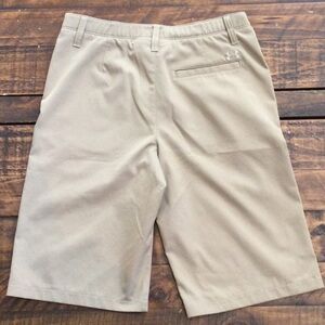 Under Armour golf shorts